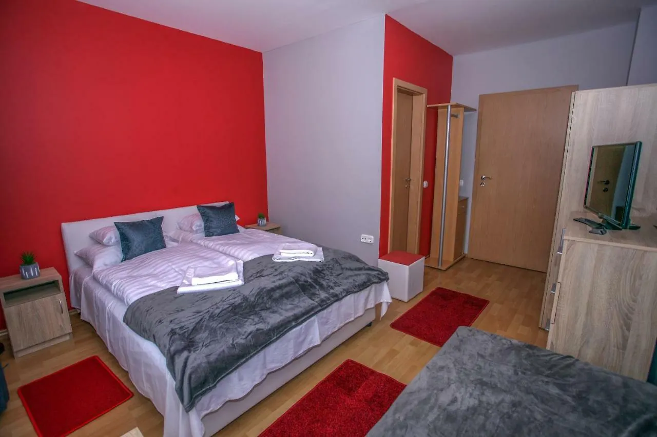 Aviator Motel Eger